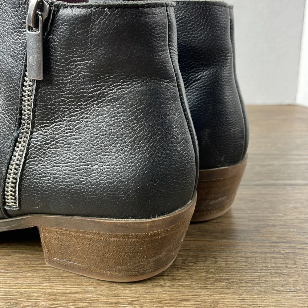 Kensie Women’s Black Ghita Leather Ankle Booties, size 7.5